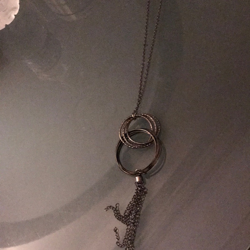 Vantage bronze and Brass Tone Necklace 23inches long.